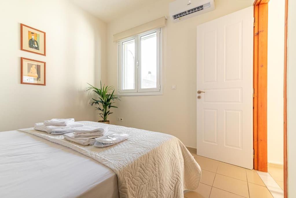 Cozy Apartment In The Heart Of City Center Heraclión Exterior foto