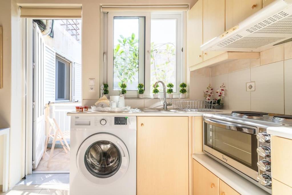 Cozy Apartment In The Heart Of City Center Heraclión Exterior foto