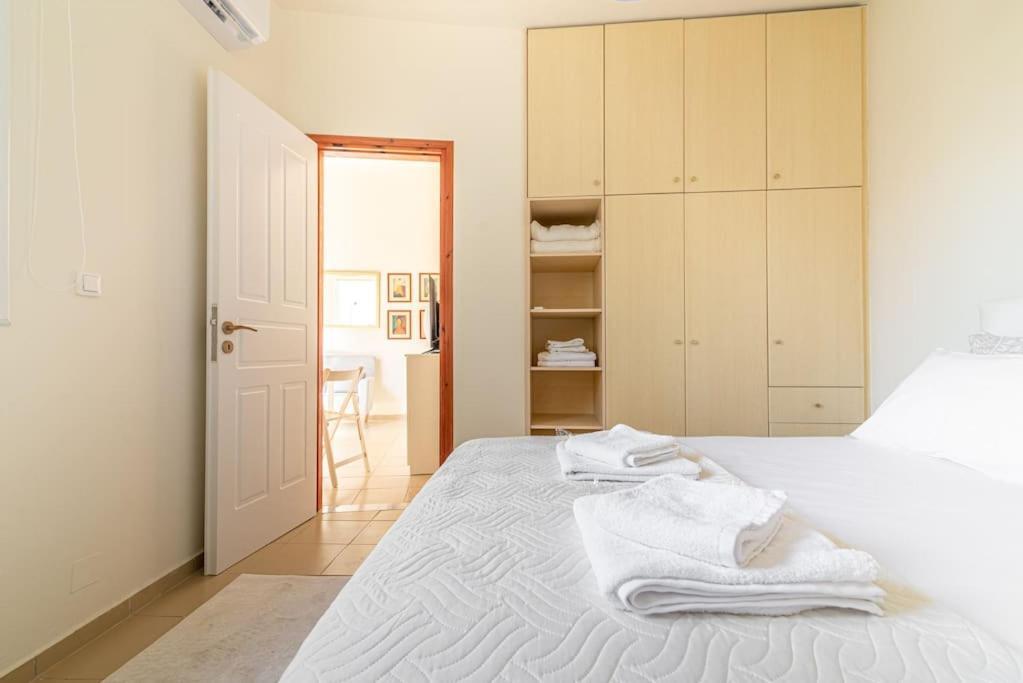 Cozy Apartment In The Heart Of City Center Heraclión Exterior foto