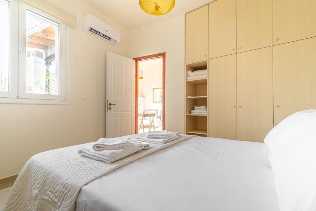 Cozy Apartment In The Heart Of City Center Heraclión Exterior foto