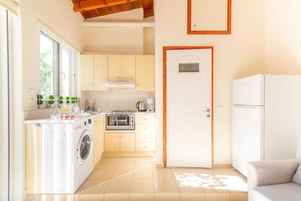 Cozy Apartment In The Heart Of City Center Heraclión Exterior foto